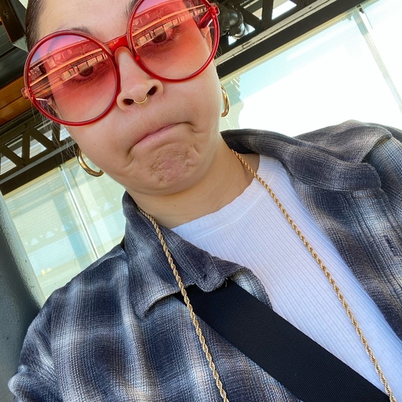 Meet your Posher, Erica - Picture 5 of 6